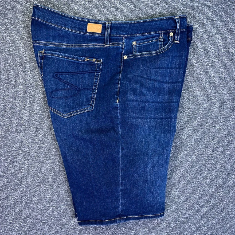 Seven7 Shorts Womens 16 Dark Blue Sunset Bermuda Casual Stretch Denim Fits36x10